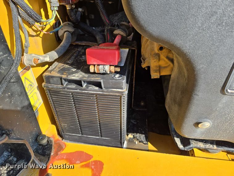 image for item DU6797 2015 Caterpillar 289D tracked skid steer loader