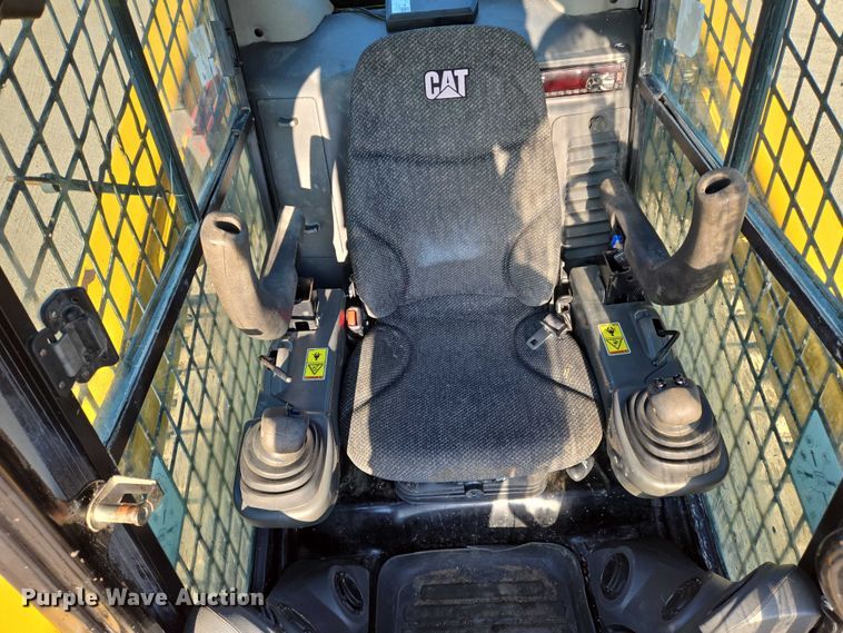 image for item DU6798 2016 Caterpillar 289D tracked skid steer loader