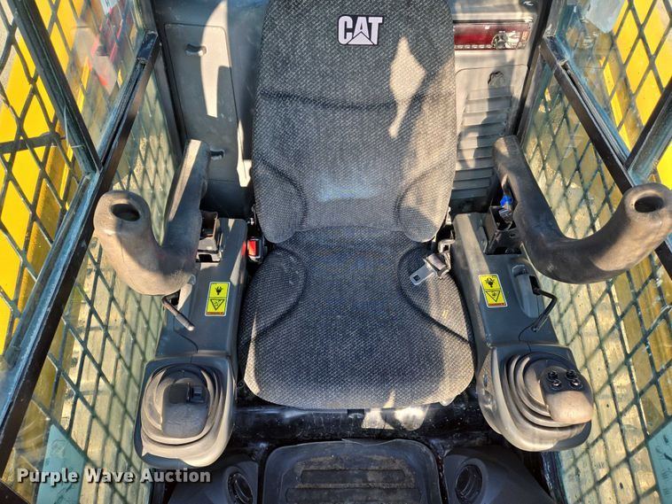 image for item DU6798 2016 Caterpillar 289D tracked skid steer loader