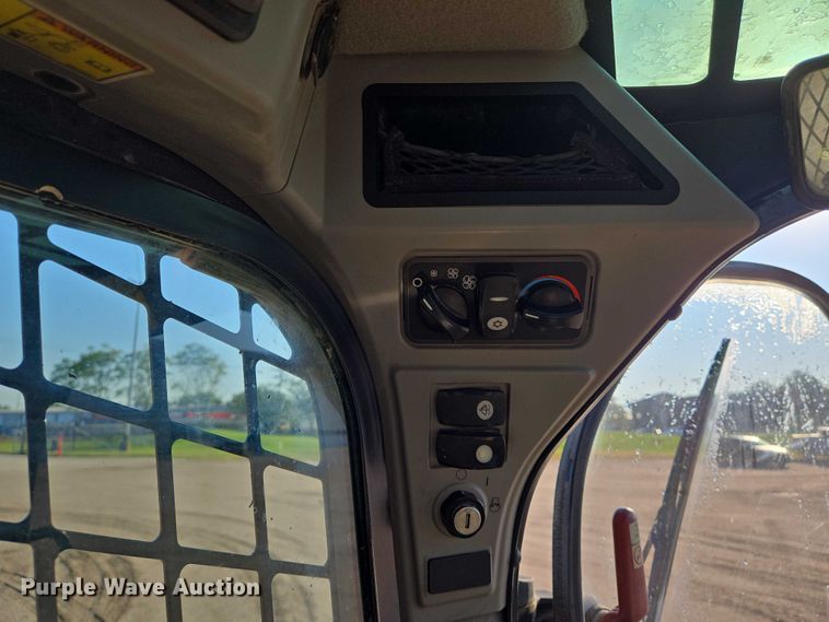 image for item DU6798 2016 Caterpillar 289D tracked skid steer loader