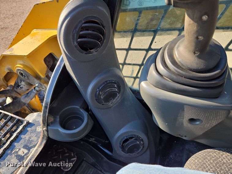 image for item DU6798 2016 Caterpillar 289D tracked skid steer loader