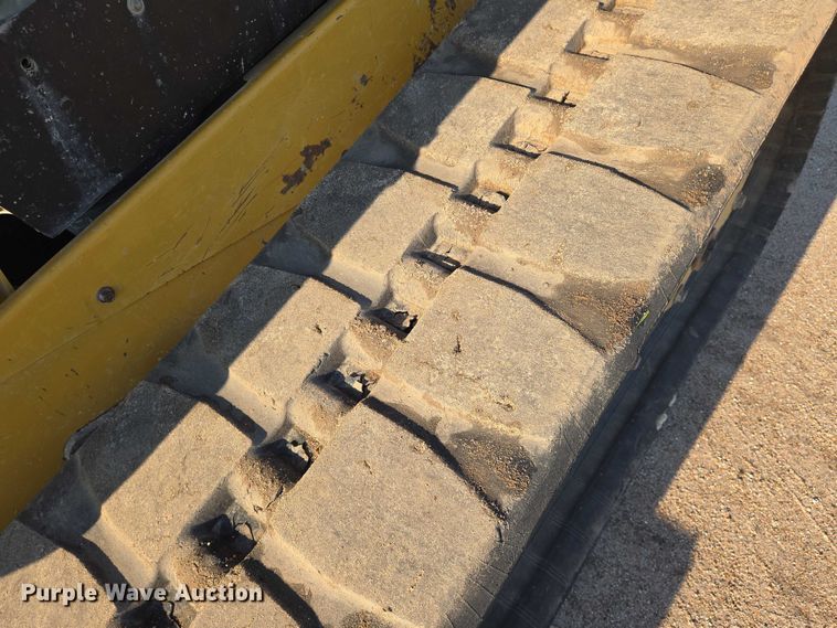 image for item DU6798 2016 Caterpillar 289D tracked skid steer loader