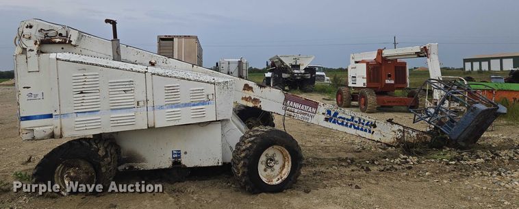 image for item DU6880 Marklift boom lift