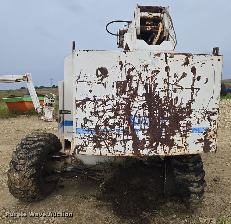 image for item DU6880 Marklift boom lift