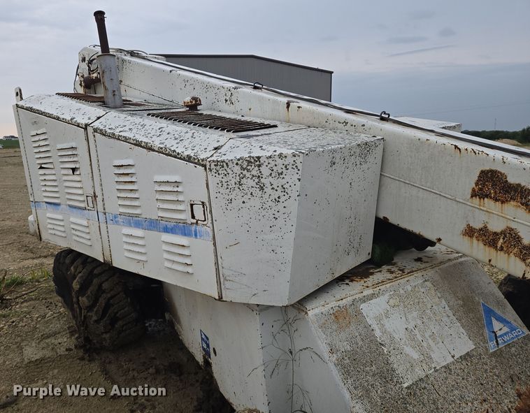 image for item DU6880 Marklift boom lift