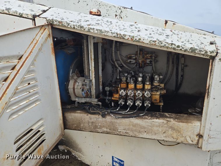 image for item DU6880 Marklift boom lift