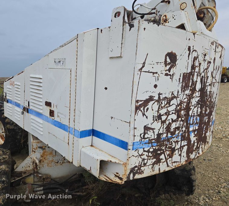 image for item DU6880 Marklift boom lift