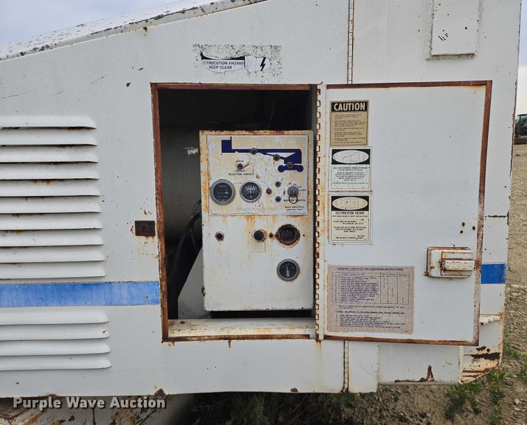 image for item DU6880 Marklift boom lift