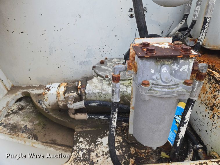 image for item DU6880 Marklift boom lift