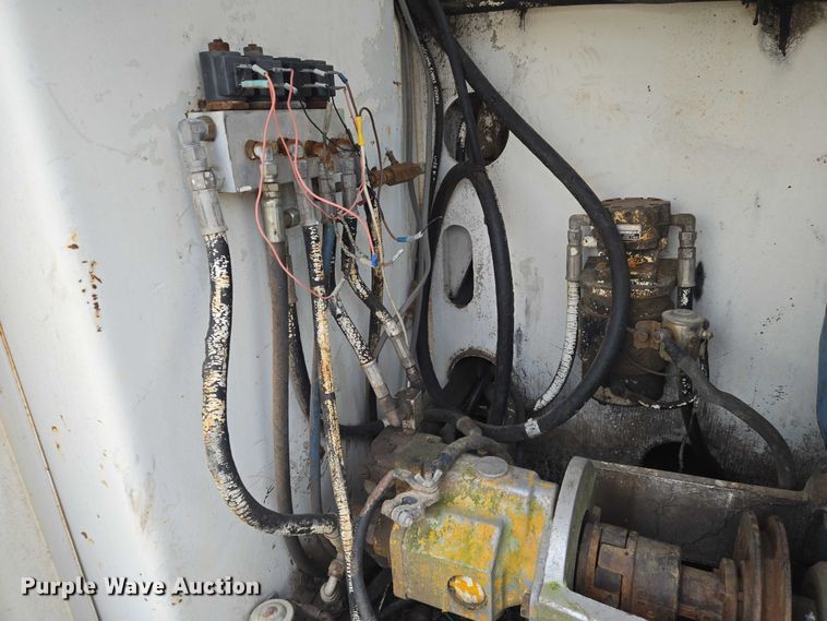 image for item DU6880 Marklift boom lift