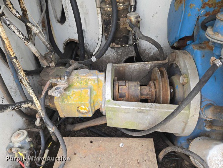 image for item DU6880 Marklift boom lift