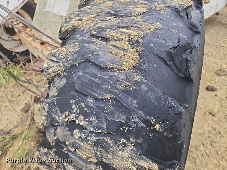 image for item DU6880 Marklift boom lift