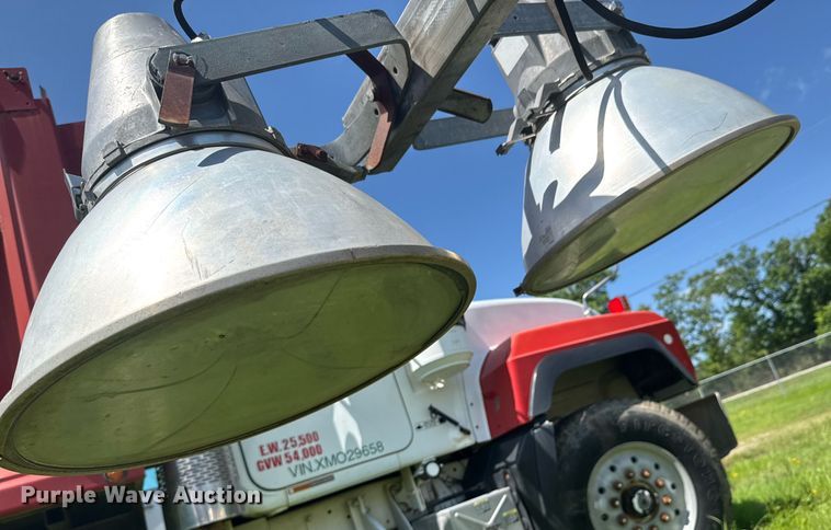 image for item DU9196 Amida AL4000 light plant