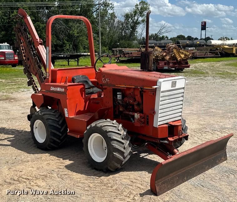 image for item DU9209 Ditch Witch 5010 trencher