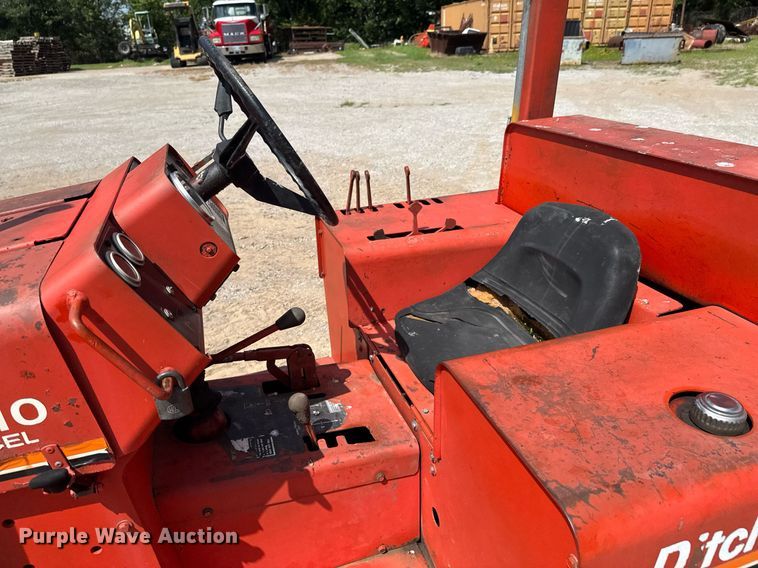 image for item DU9209 Ditch Witch 5010 trencher