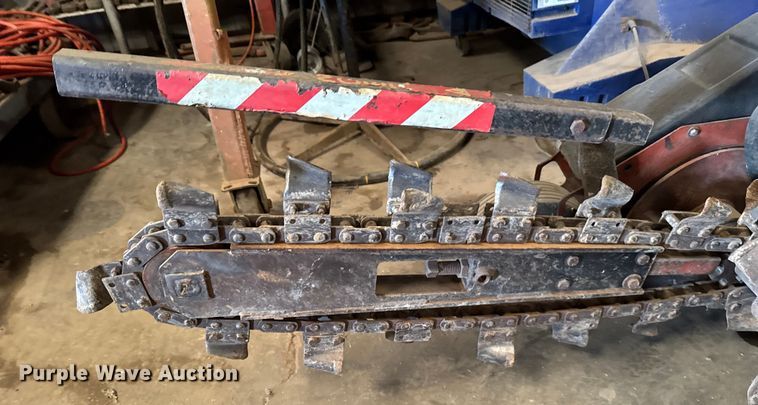 image for item DU9270 Ditch Witch 1020H trencher