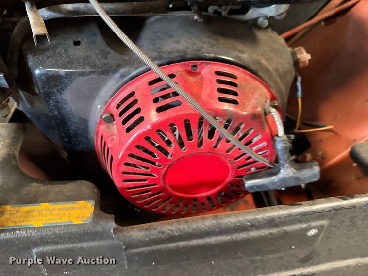 image for item DU9270 Ditch Witch 1020H trencher