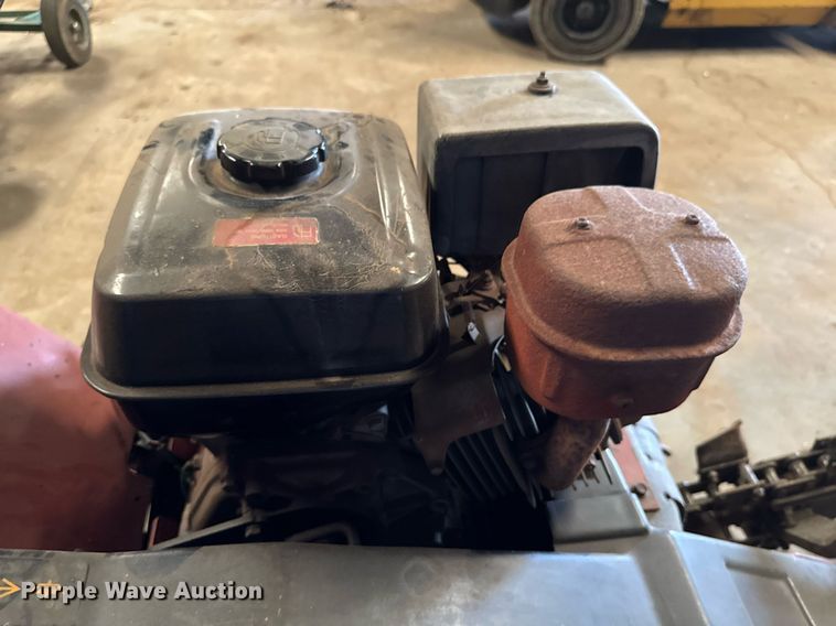 image for item DU9270 Ditch Witch 1020H trencher