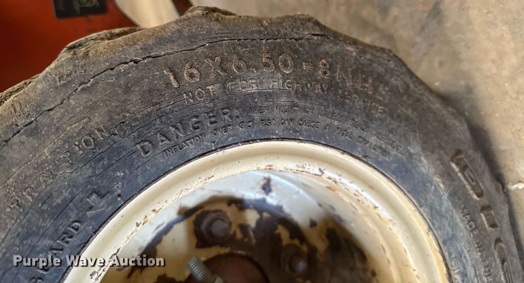 image for item DU9270 Ditch Witch 1020H trencher