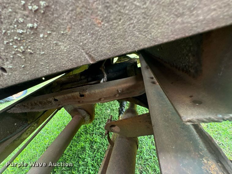 image for item DU9826 Chevrolet flatbed pickup truck