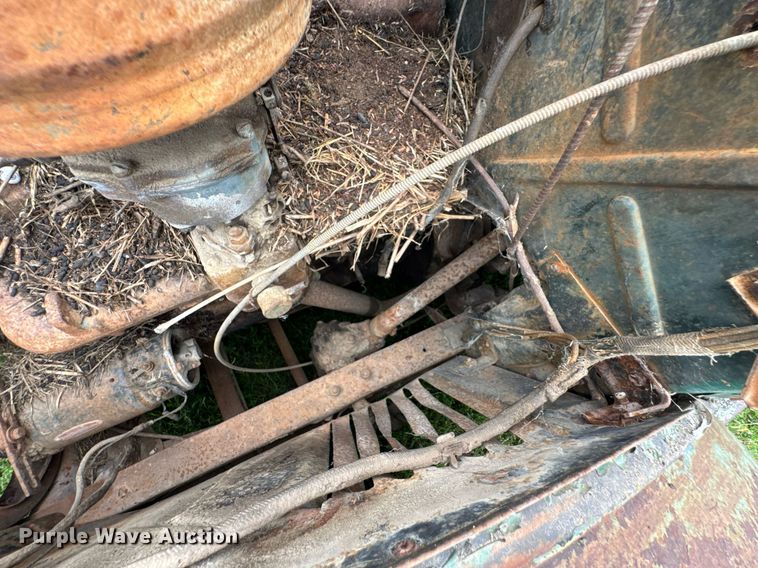 image for item DU9826 Chevrolet flatbed pickup truck