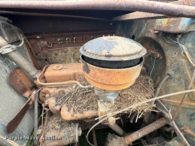 image for item DU9826 Chevrolet flatbed pickup truck