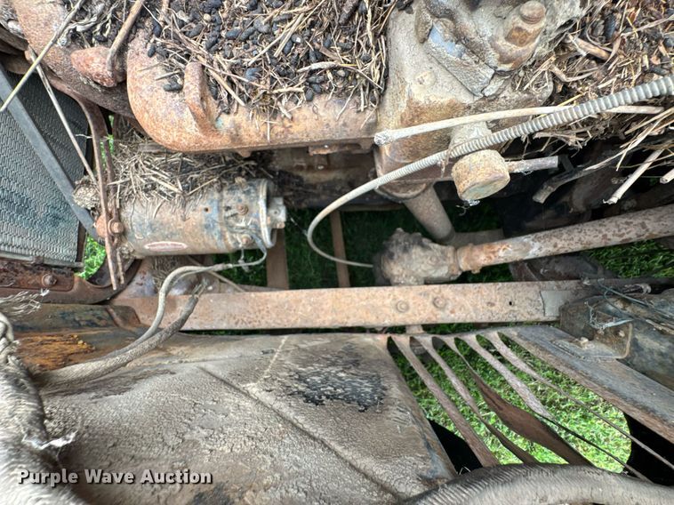 image for item DU9826 Chevrolet flatbed pickup truck