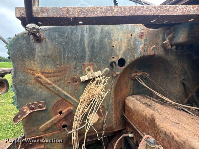 image for item DU9826 Chevrolet flatbed pickup truck