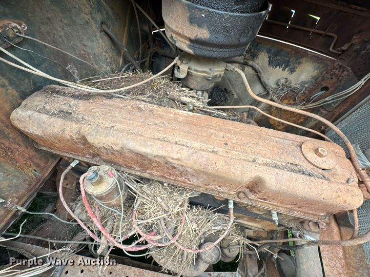 image for item DU9826 Chevrolet flatbed pickup truck