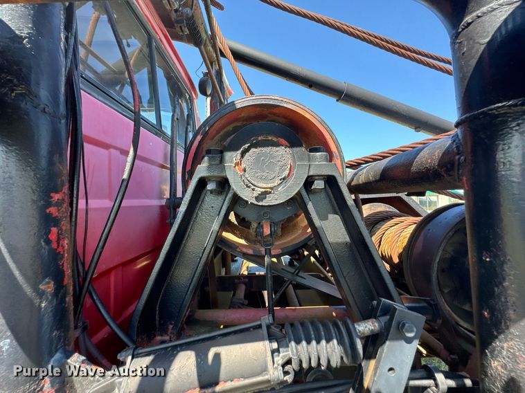 image for item DU9940 1976 Mack RW613 winch truck