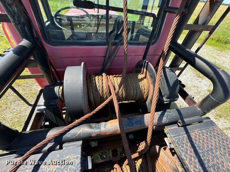 image for item DU9940 1976 Mack RW613 winch truck