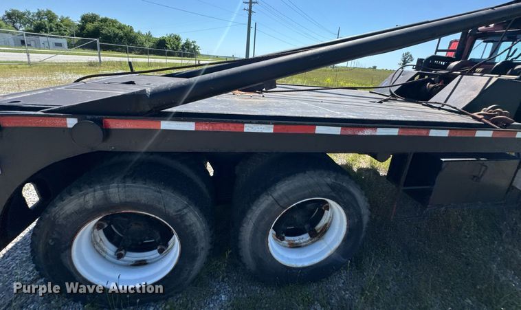 image for item DU9940 1976 Mack RW613 winch truck