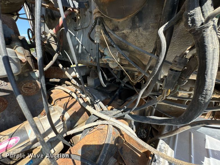 image for item DU9940 1976 Mack RW613 winch truck