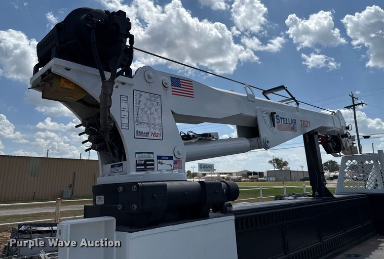 image for item DW5123 2012 Ford F550 utility / service truck