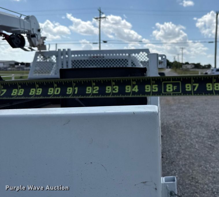 image for item DW5123 2012 Ford F550 utility / service truck