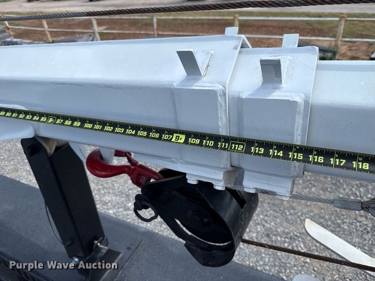 image for item DW5123 2012 Ford F550 utility / service truck