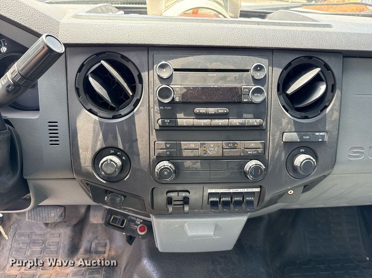 image for item DW5123 2012 Ford F550 utility / service truck