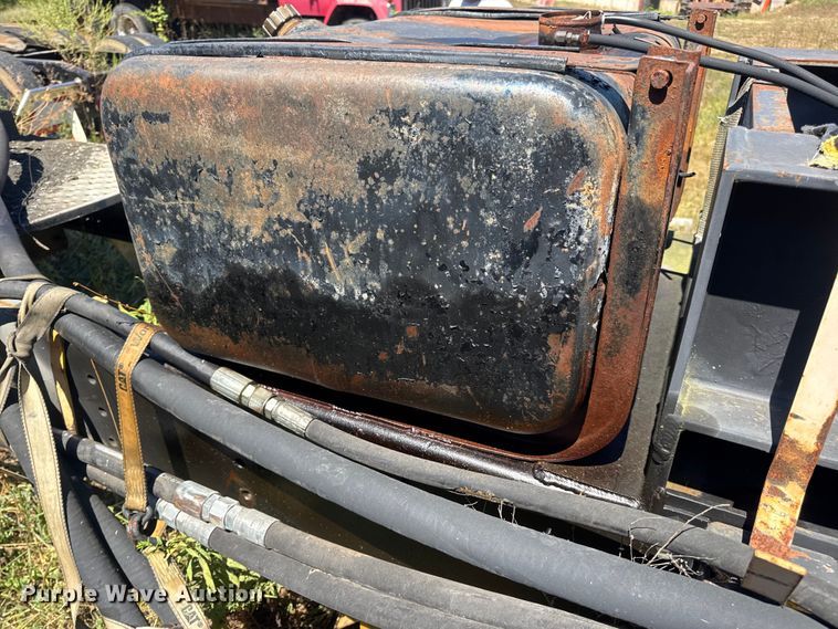 image for item DW6574 Hood Loaders S-182 grapple trailer