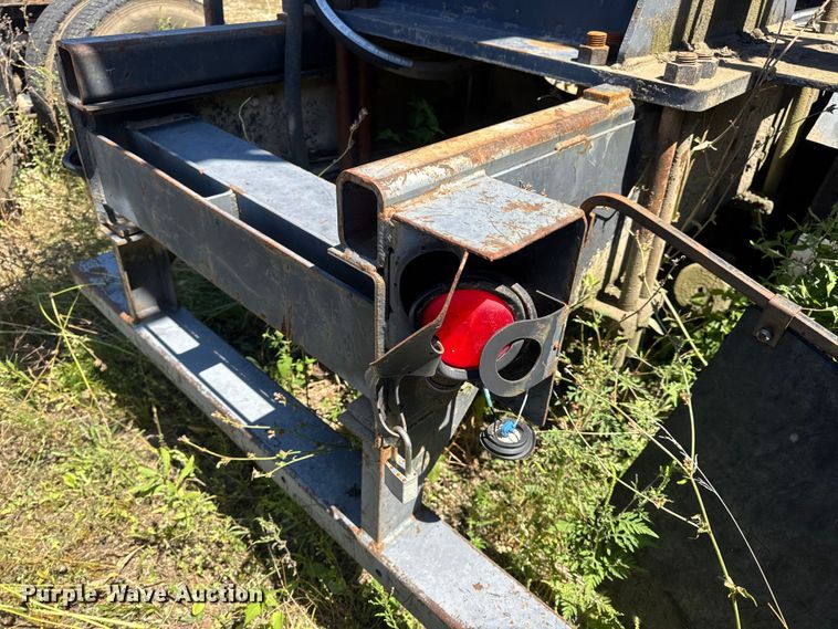 image for item DW6574 Hood Loaders S-182 grapple trailer