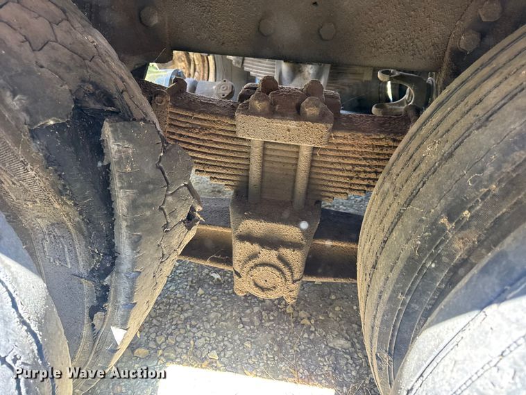 image for item DW6574 Hood Loaders S-182 grapple trailer