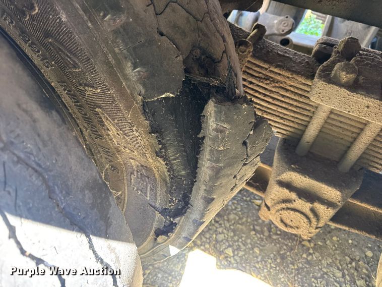 image for item DW6574 Hood Loaders S-182 grapple trailer