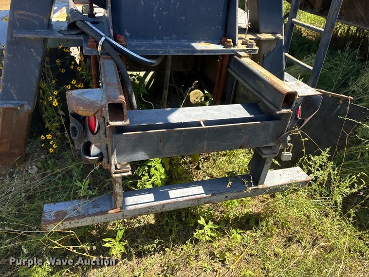 image for item DW6574 Hood Loaders S-182 grapple trailer