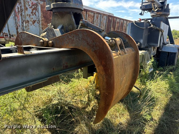 image for item DW6574 Hood Loaders S-182 grapple trailer