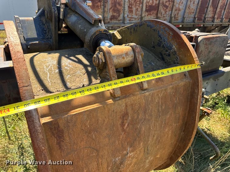 image for item DW6574 Hood Loaders S-182 grapple trailer