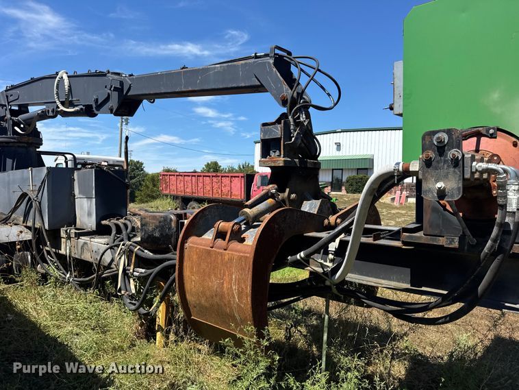 image for item DW6574 Hood Loaders S-182 grapple trailer