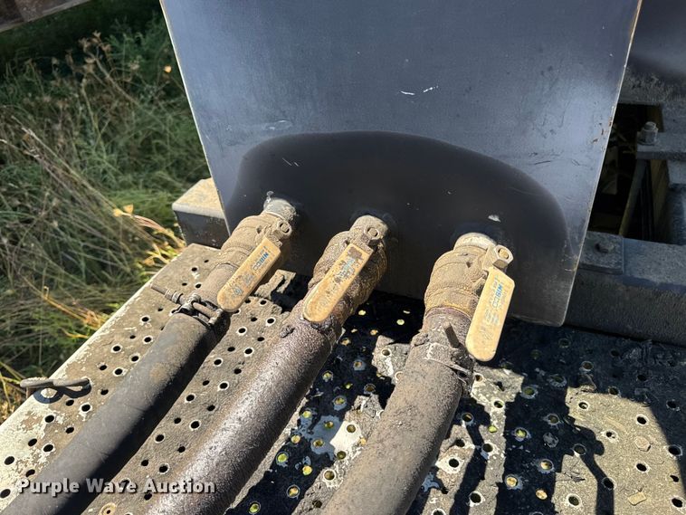 image for item DW6574 Hood Loaders S-182 grapple trailer