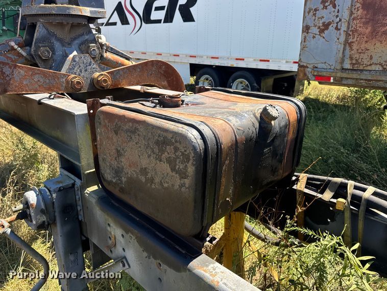 image for item DW6574 Hood Loaders S-182 grapple trailer