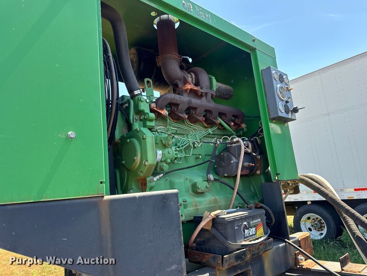 image for item DW6574 Hood Loaders S-182 grapple trailer