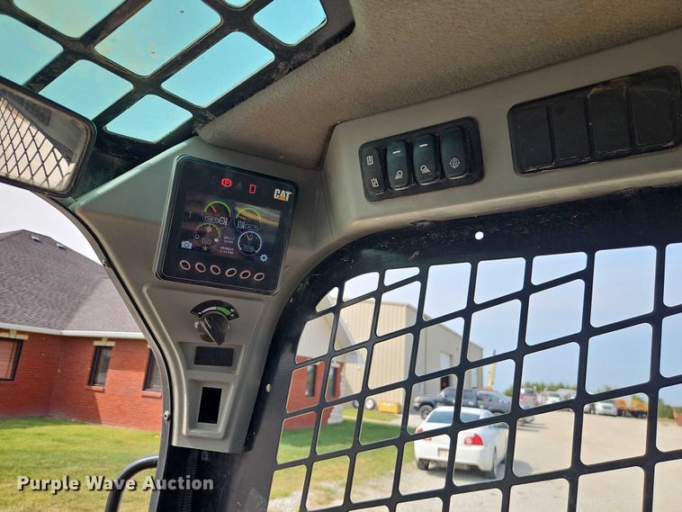 image for item DW6580 2021 Caterpillar 289D3 tracked skid steer loader