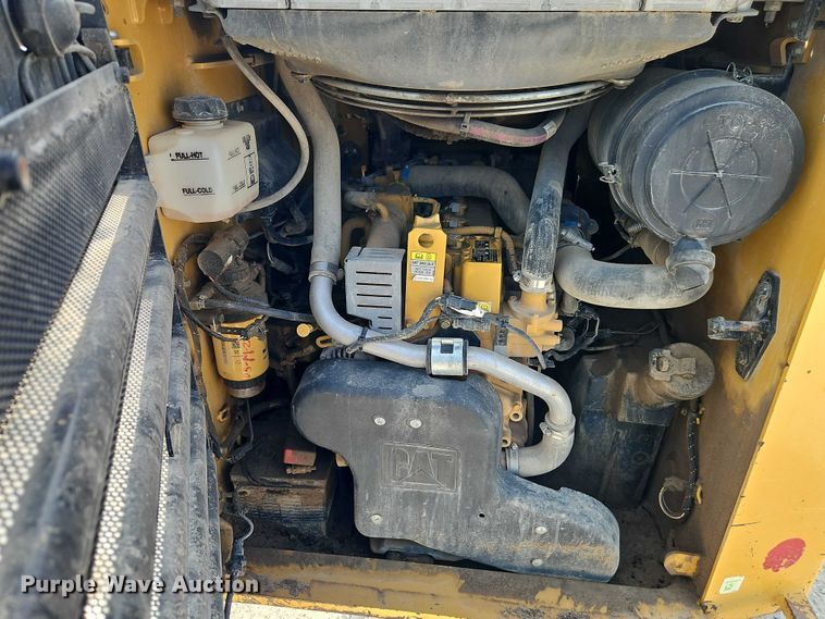 image for item DW6580 2021 Caterpillar 289D3 tracked skid steer loader